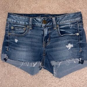 American Eagle medium wash super stretch denim shorts